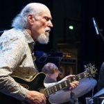 John Scofield Trio a Sanremo: il linguaggio della sintonia